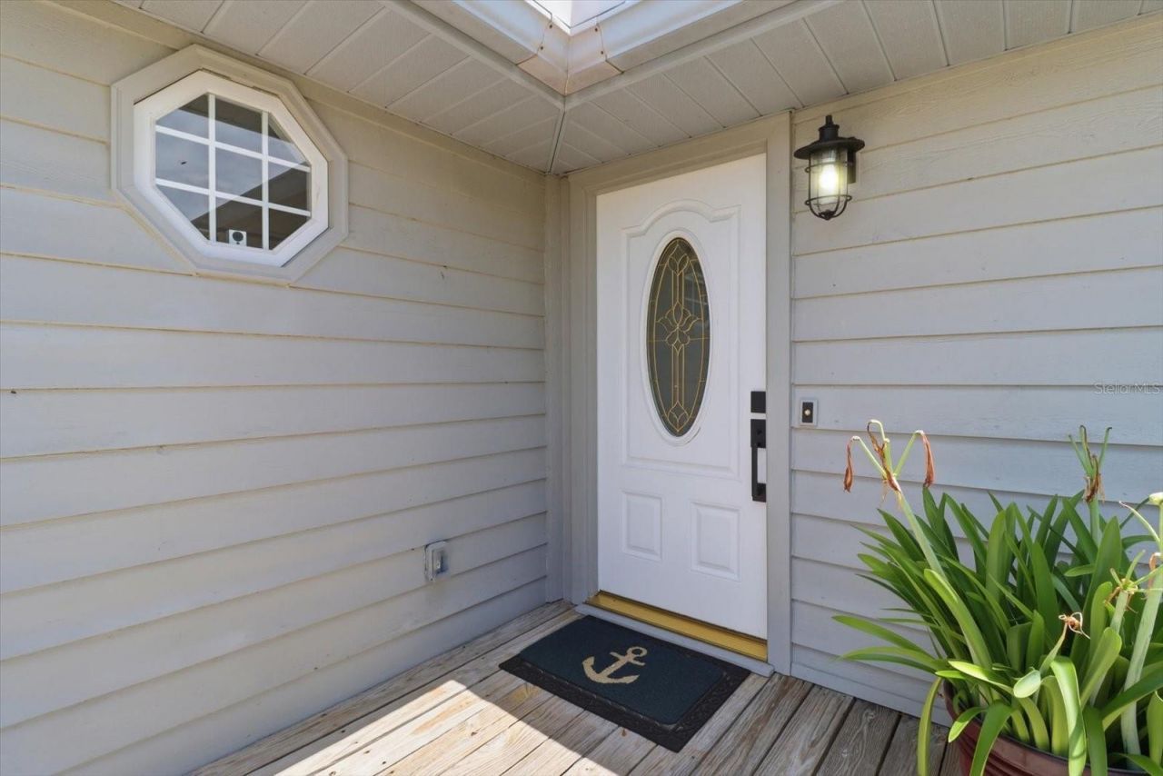1931 NW 18th Street , Crystal River, FL 34428 Photo