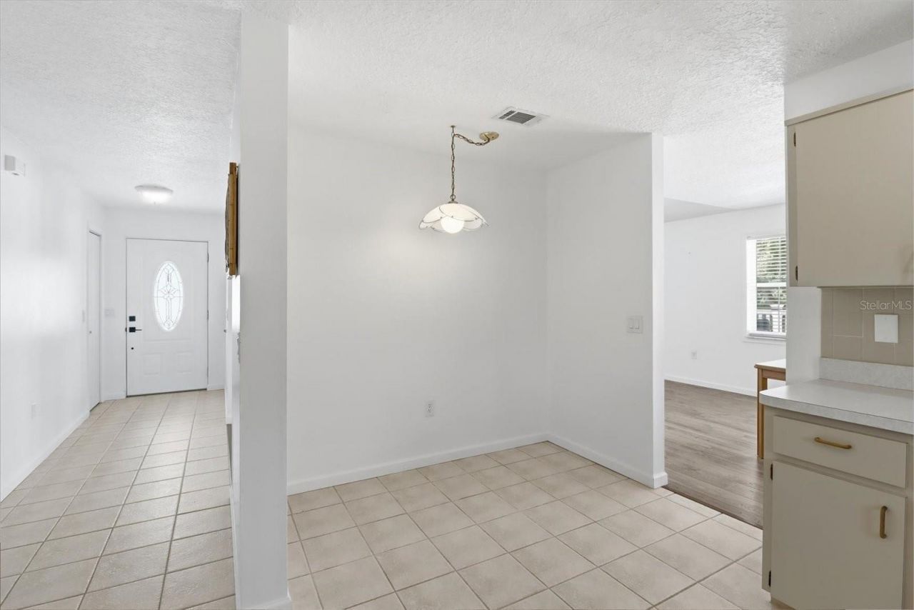 1931 NW 18th Street , Crystal River, FL 34428 Photo