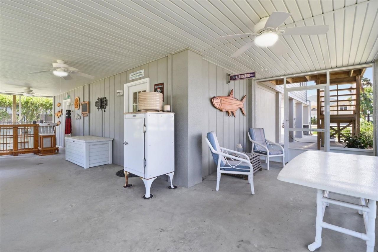 1931 NW 18th Street , Crystal River, FL 34428 Photo
