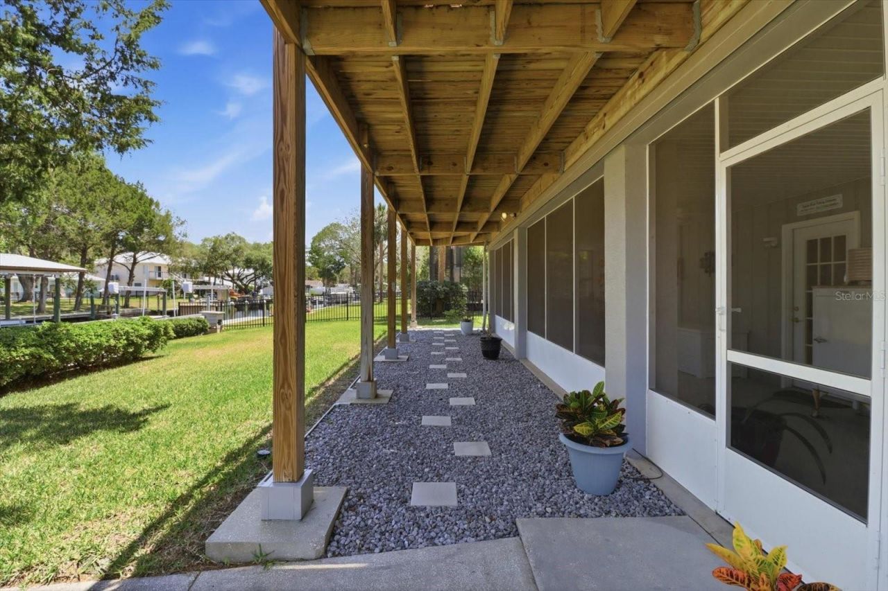 1931 NW 18th Street , Crystal River, FL 34428 Photo