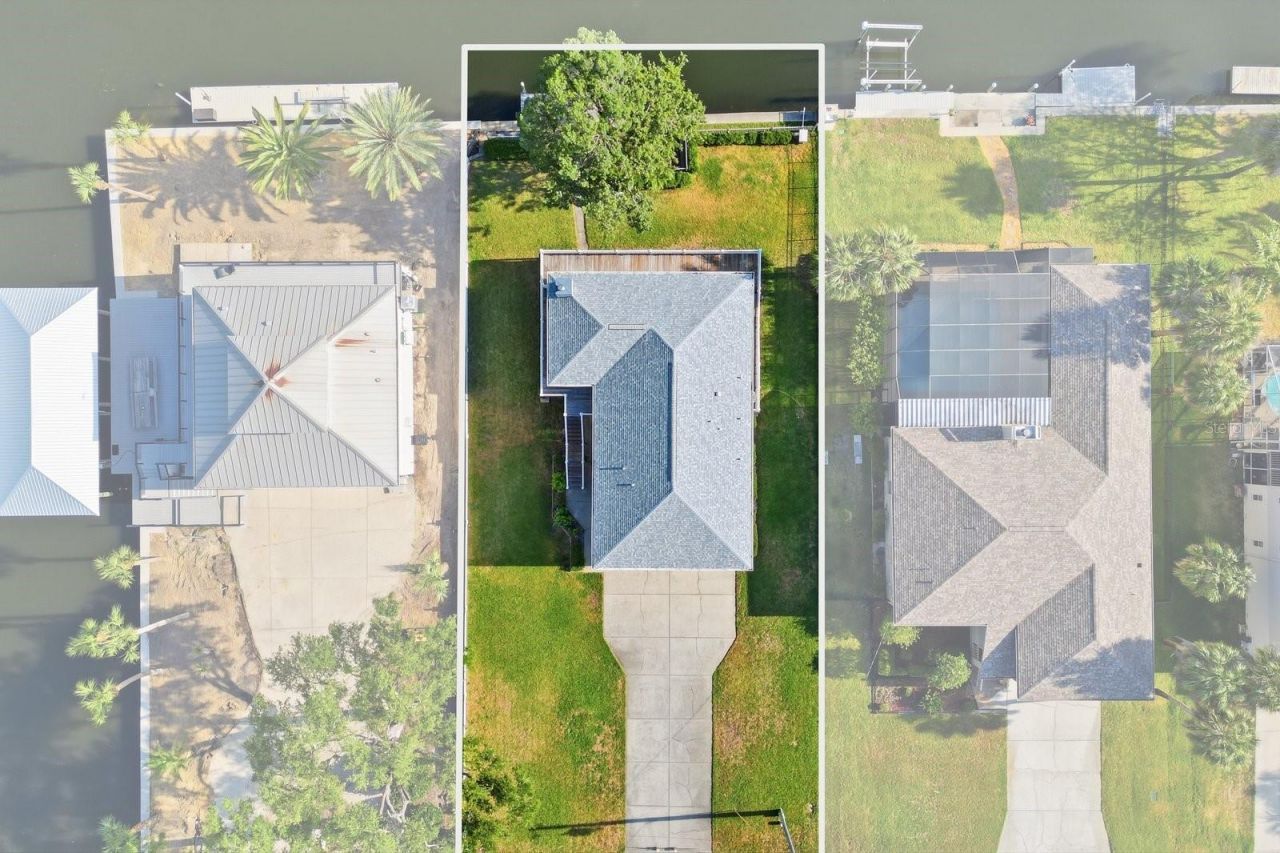1931 NW 18th Street , Crystal River, FL 34428 Photo
