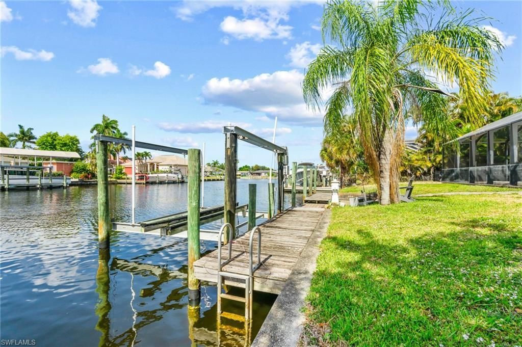 1928 Savona Pkwy, Cape Coral, FL 33904 Photo