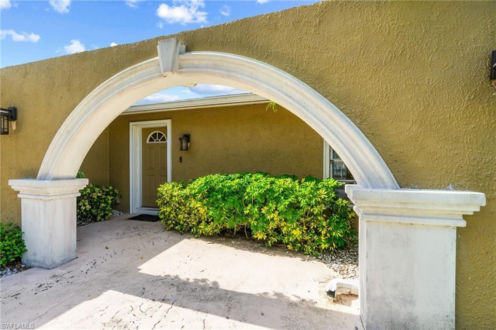 1928 Savona Pkwy, Cape Coral, FL 33904 Photo
