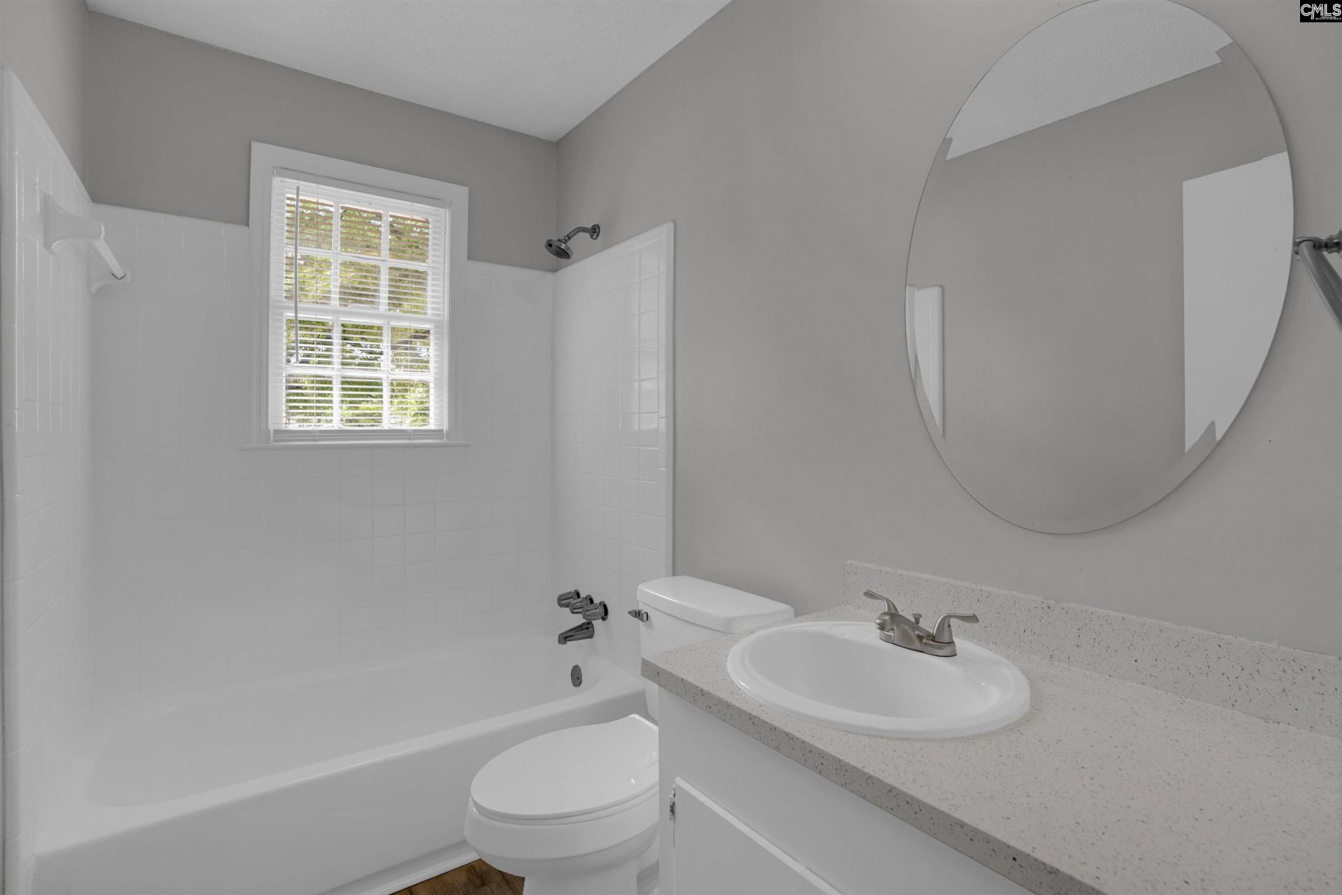 402 Ravenscroft Road  Photo 20
