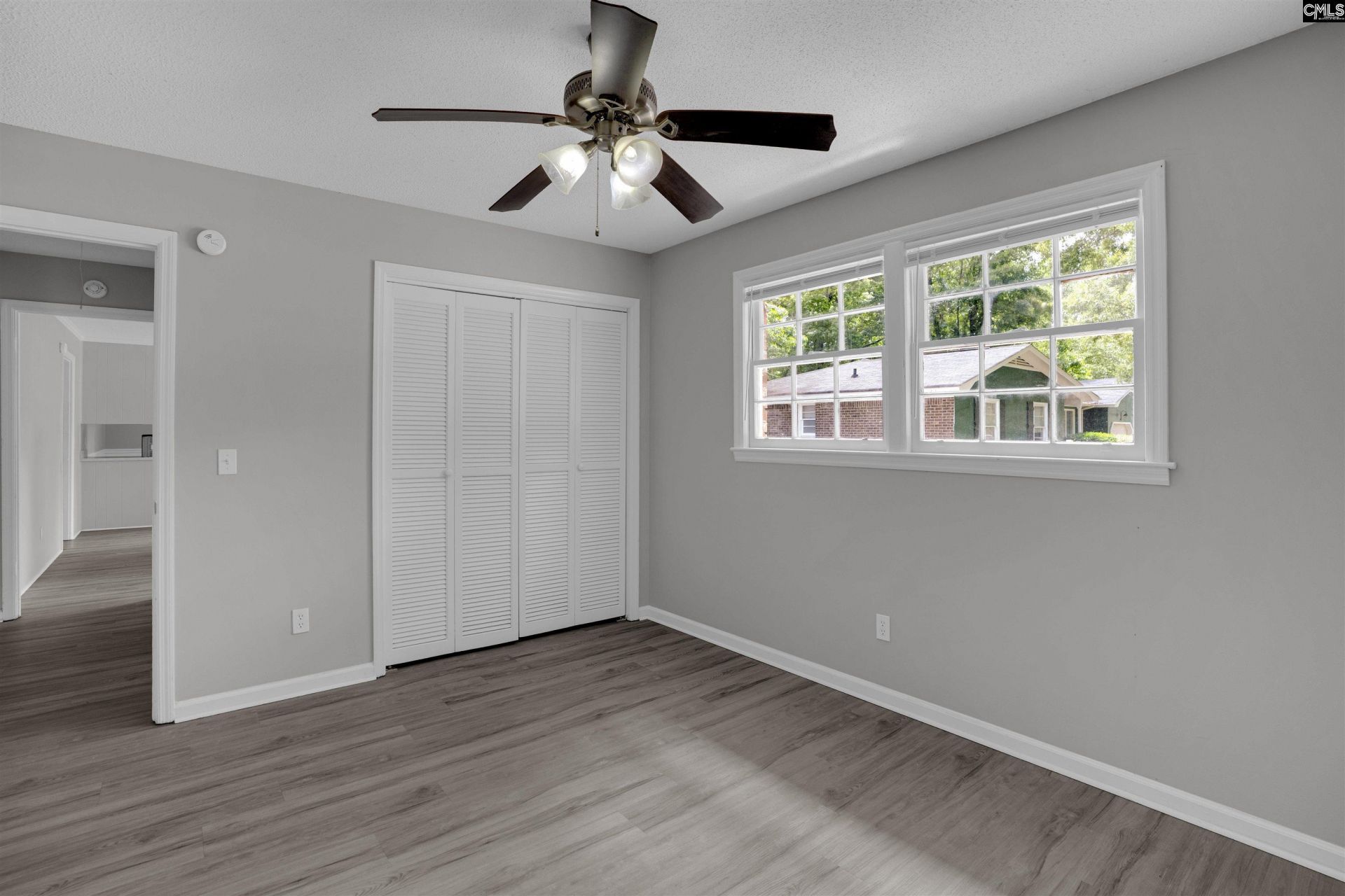 402 Ravenscroft Road  Photo 22