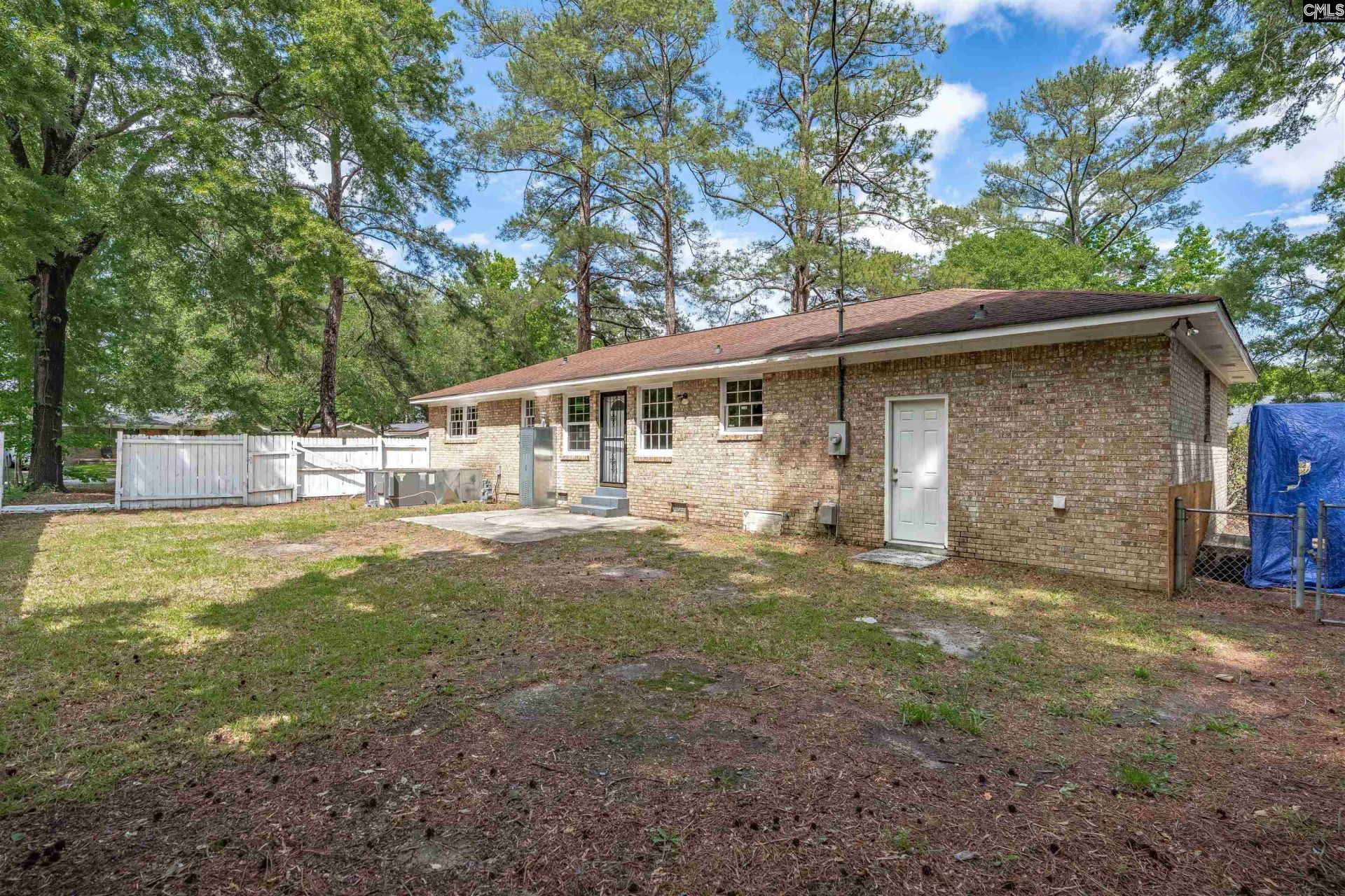 402 Ravenscroft Road  Photo 27