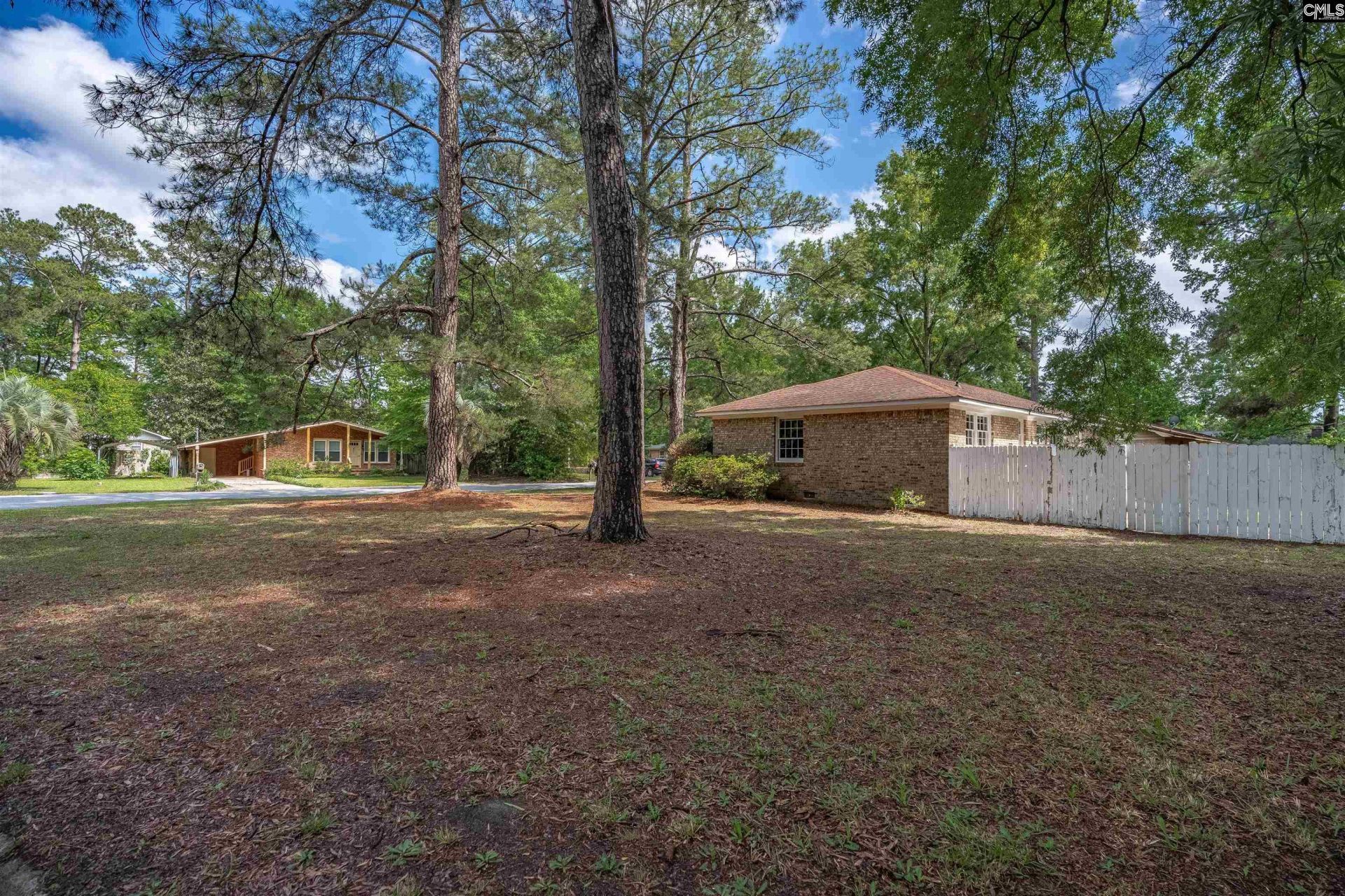 402 Ravenscroft Road  Photo 30