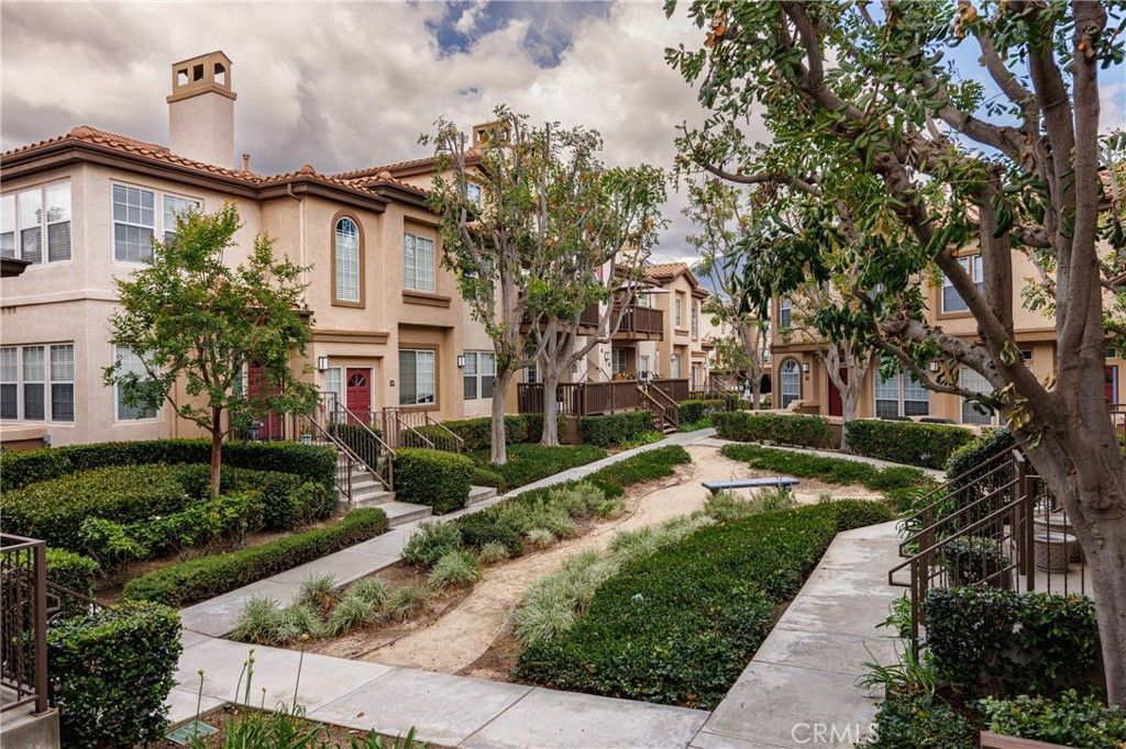 80 Montana Del Lago Drive, Rancho Santa Margarita, CA 92688 Main Photo