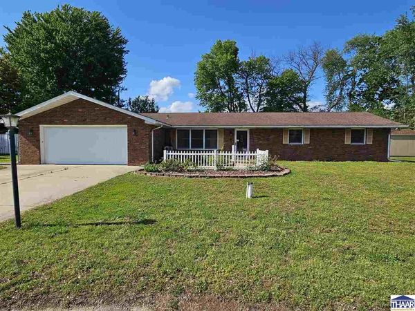 2930 E Colonial Avenue, Terre Haute, IN 47805