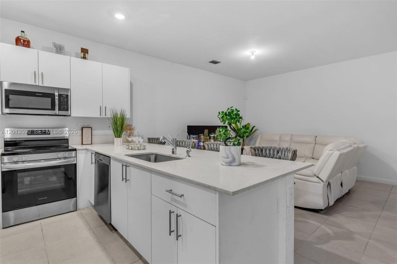 12832 SW 243rd St , Homestead, FL 33032 Photo