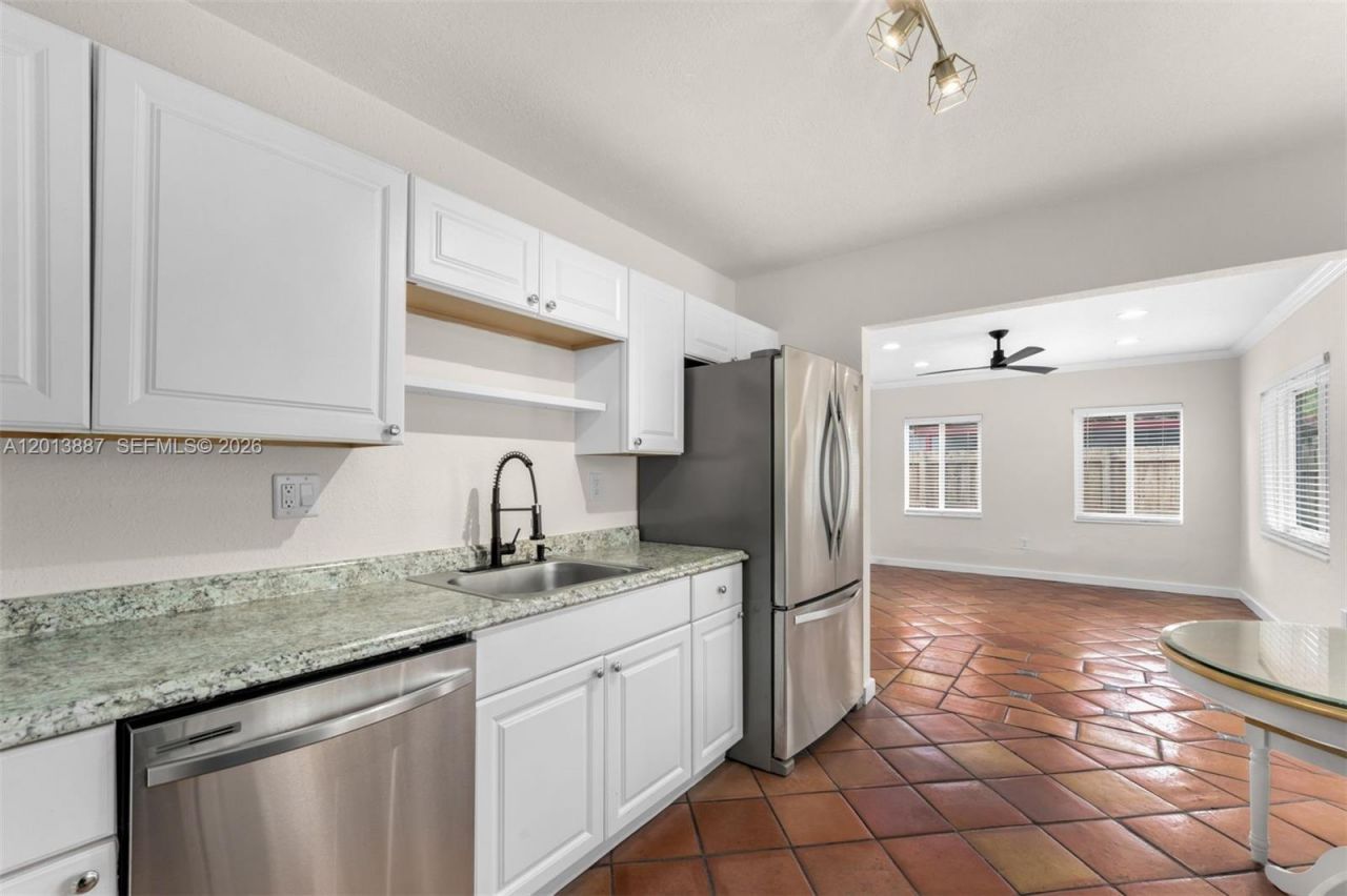 1340 NW 7th Ave, Fort Lauderdale, FL 33311 Photo