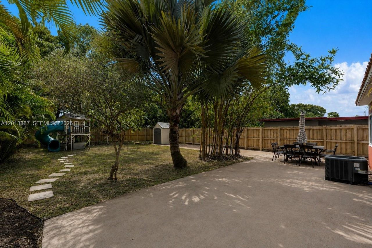 1340 NW 7th Ave, Fort Lauderdale, FL 33311 Photo