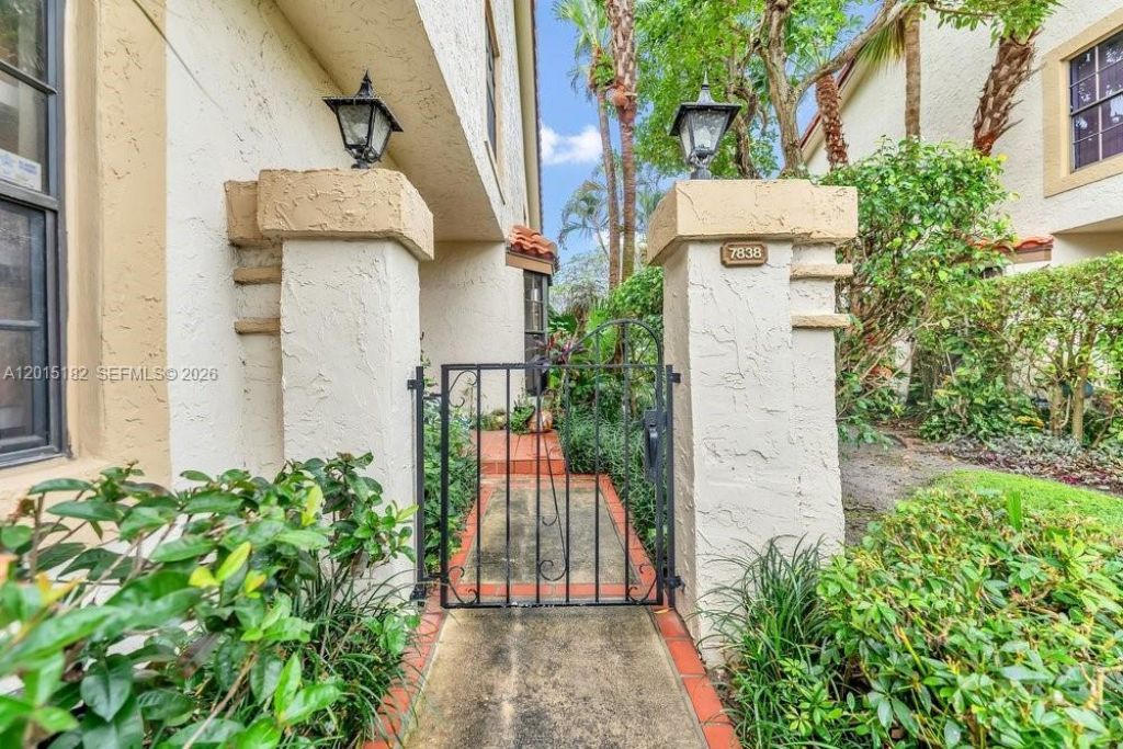 7838 La Mirada Dr, Boca Raton, FL 33433 Photo