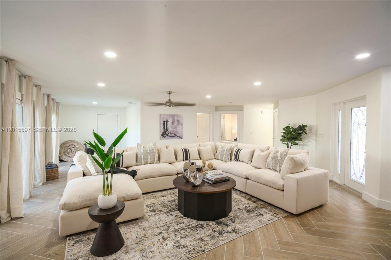 474 Peninsula Dr , Fort Pierce, FL 34946 Photo