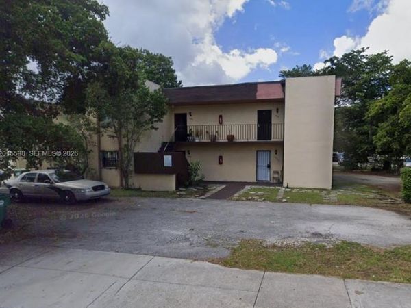 14050 NE 2nd Ct , Unit 1-2-1, Miami, FL 33161