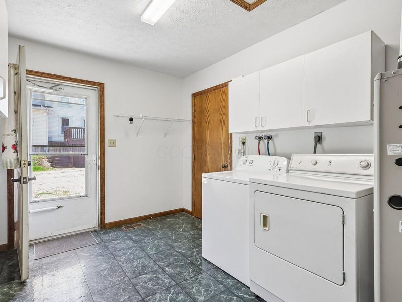 99 N 20th Street , Coshocton, OH 43812 Photo 15