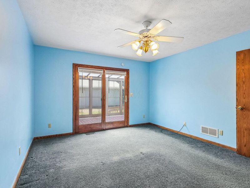 99 N 20th Street , Coshocton, OH 43812 Photo 18