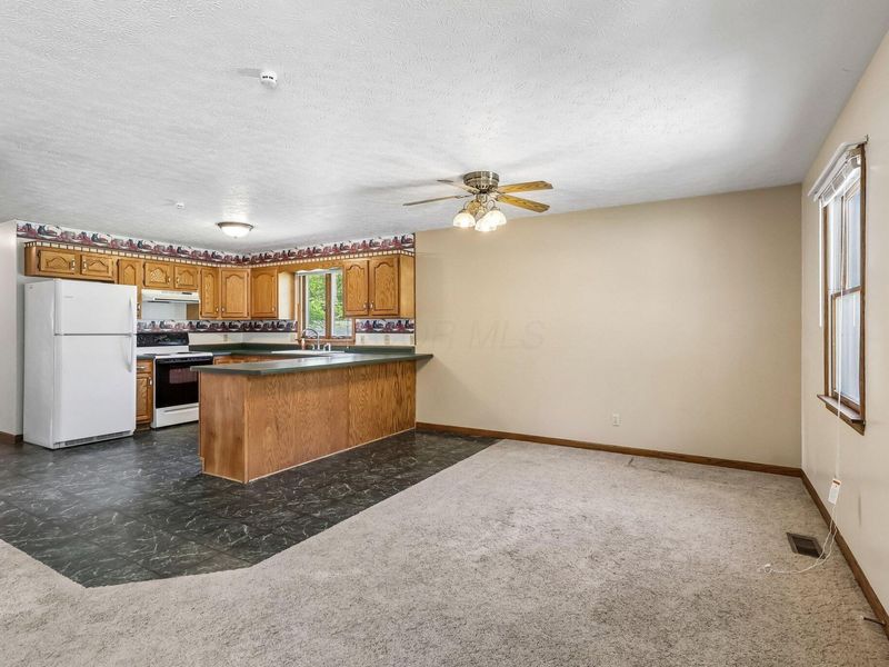 99 N 20th Street , Coshocton, OH 43812 Photo 7