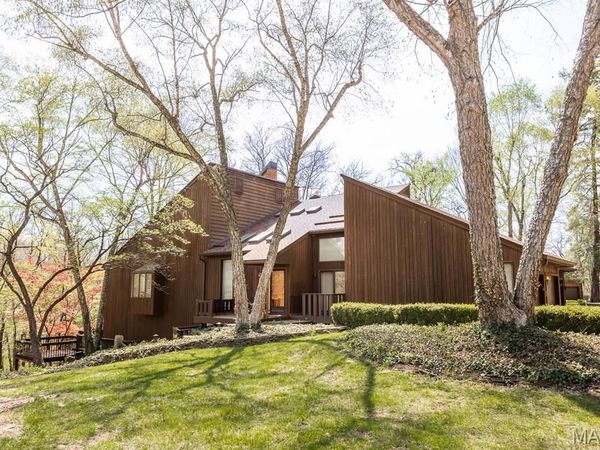 13 Tanewood Court , Belleville, IL 62223