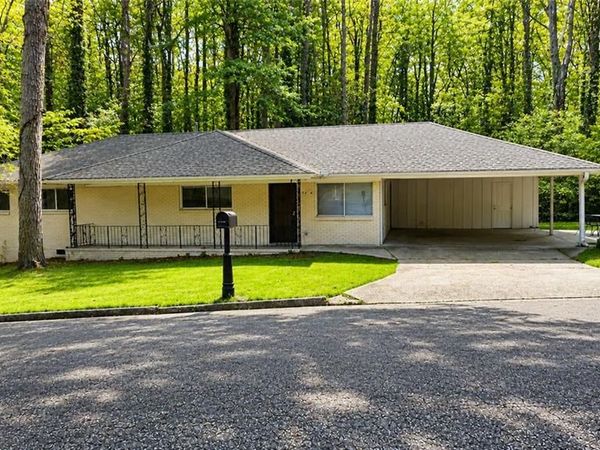 3226 Cloverhurst Drive , East Point, GA 30344