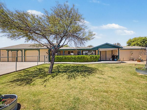 6816 N 176th Avenue, Waddell, AZ 85355