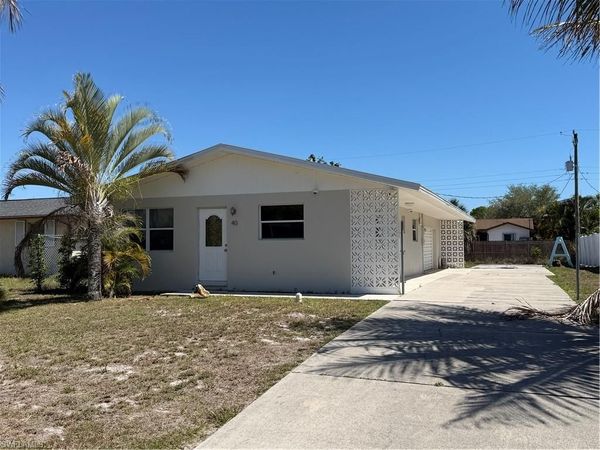 40 1st ST , BONITA SPRINGS, FL 34134