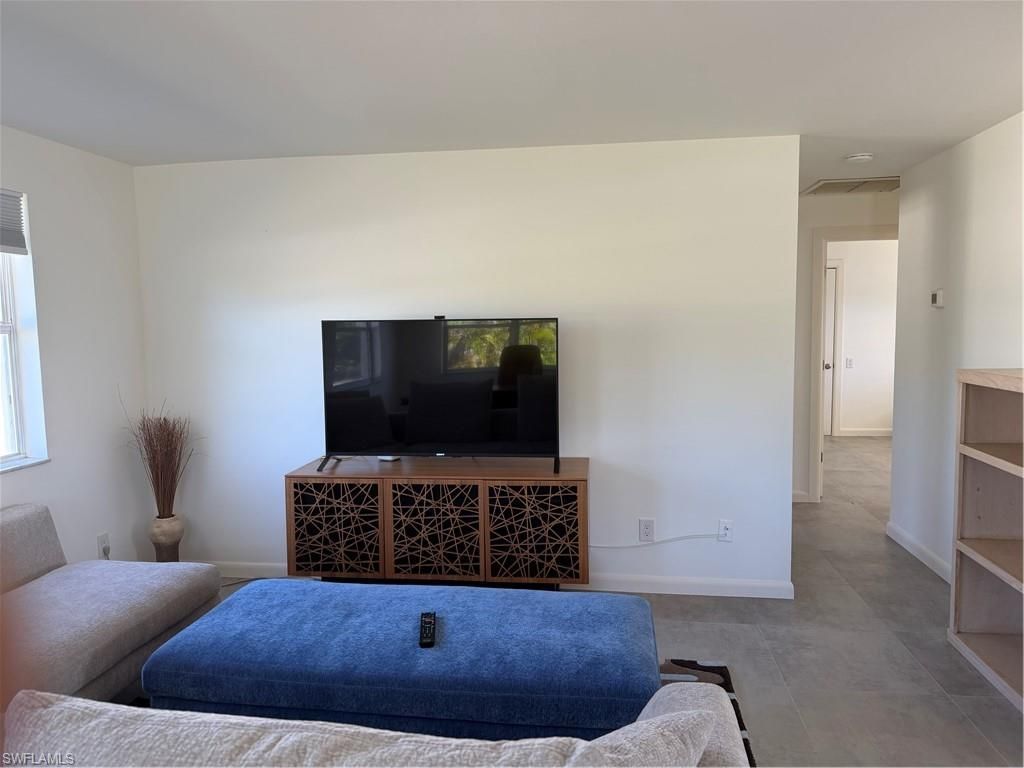 40 1st St, Bonita Springs, FL 34134 Photo