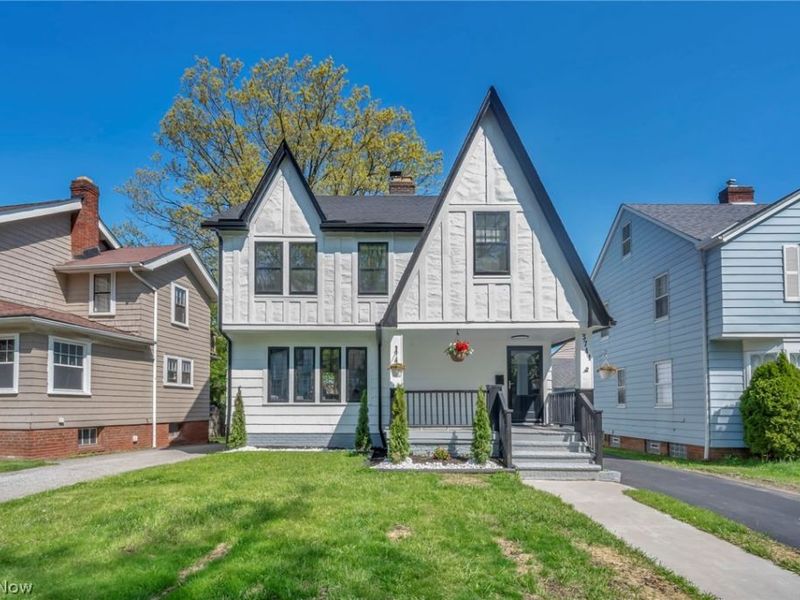 3741 Woodridge Road, Cleveland Heights, OH 44121 Photo 1