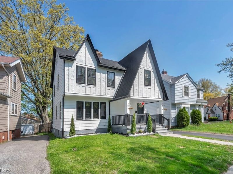 3741 Woodridge Road, Cleveland Heights, OH 44121 Photo 4