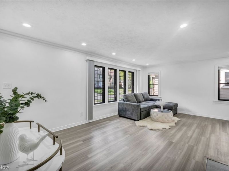 3741 Woodridge Road, Cleveland Heights, OH 44121 Photo 6