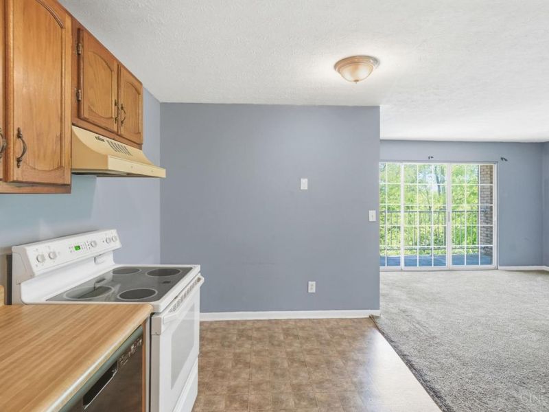 4816 Glenway Avenue, Unit 10, Cincinnati, OH 45238 Photo 11