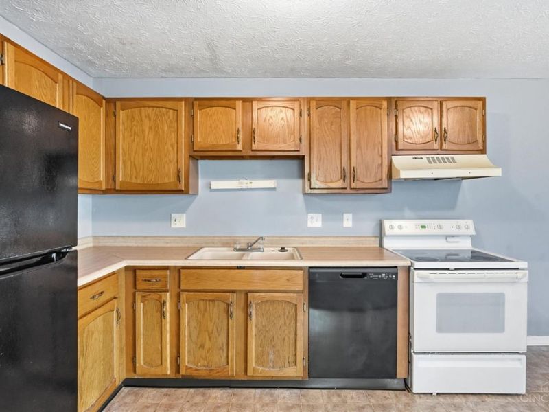 4816 Glenway Avenue, Unit 10, Cincinnati, OH 45238 Photo 12