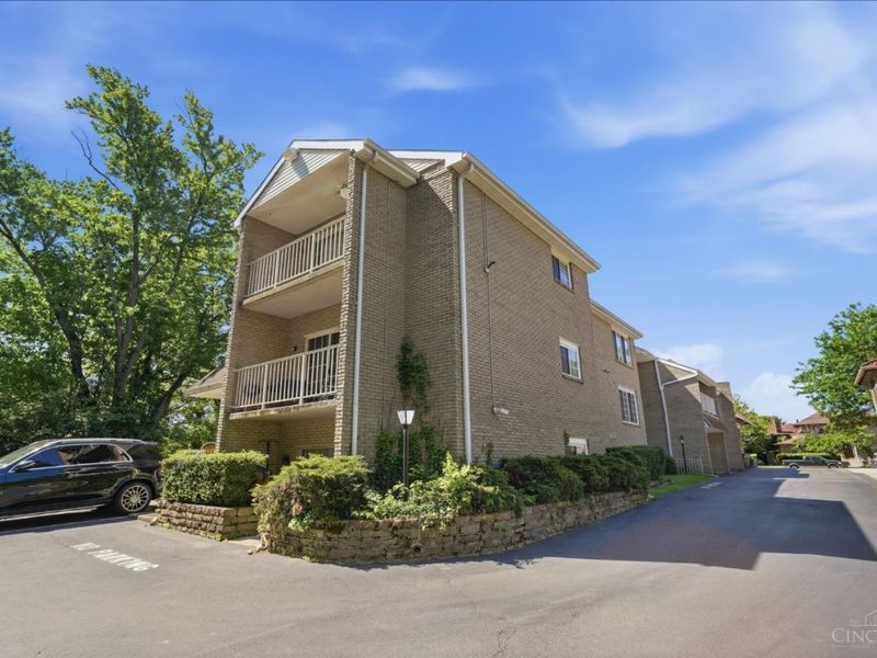 4816 Glenway Avenue, Unit 10, Cincinnati, OH 45238 Photo 3