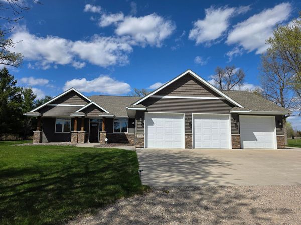 18300 225th Avenue NW, Big Lake, MN 55309