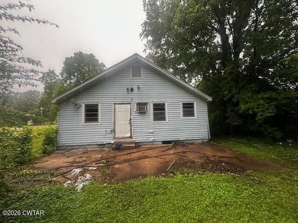 4063 College Street , Milan, TN 38358