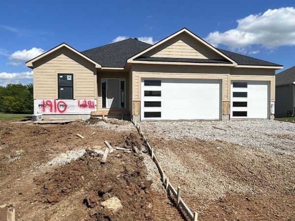 1910 Owen Drive, Pleasant Hill, MO 64080