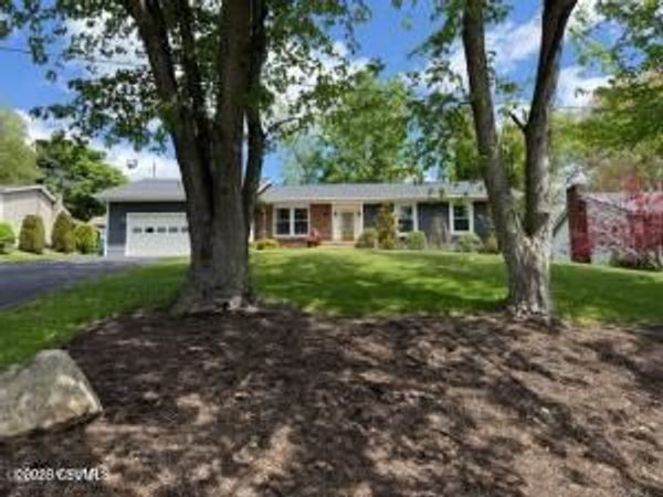 2925 SCHICK Boulevard, Montoursville, PA 17754