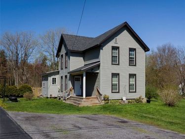 20211 Storrs Road, Sackets Harbor, NY 13685