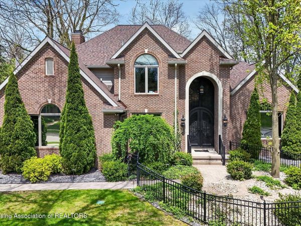 2032 Birch Bluff Drive, Okemos, MI 48864