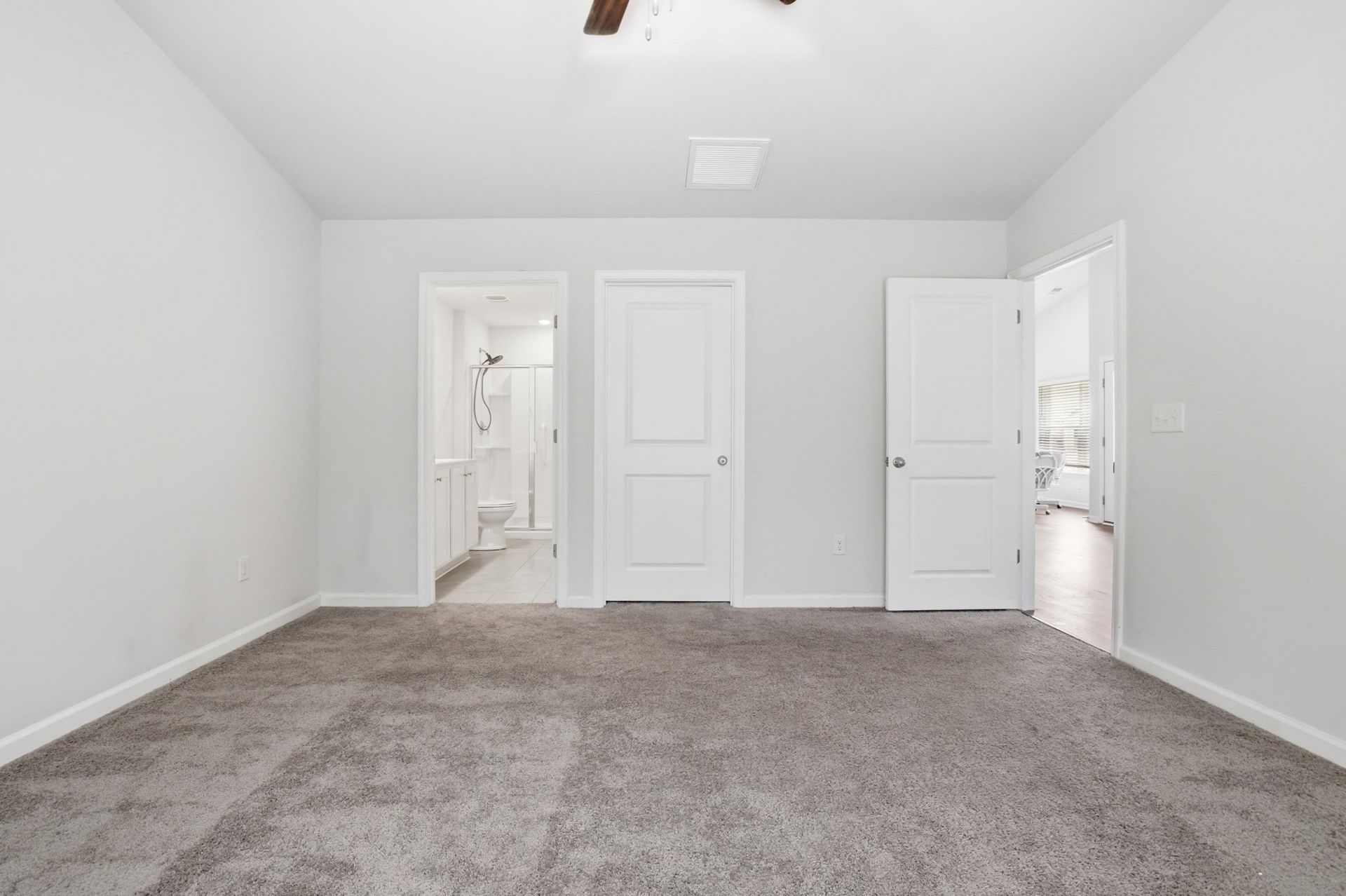 1412 Jardine Loop Photo 13