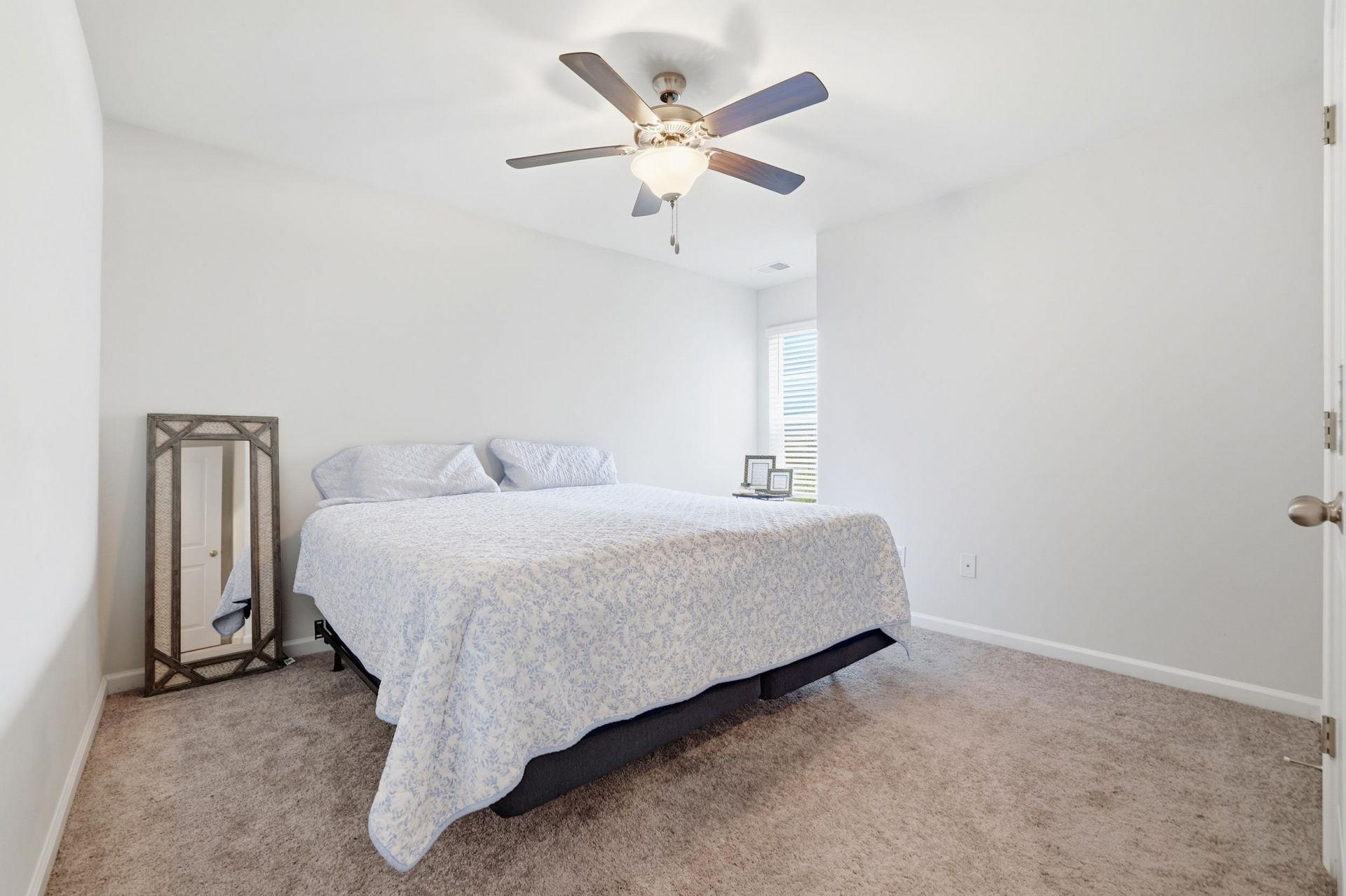 1412 Jardine Loop Photo 19