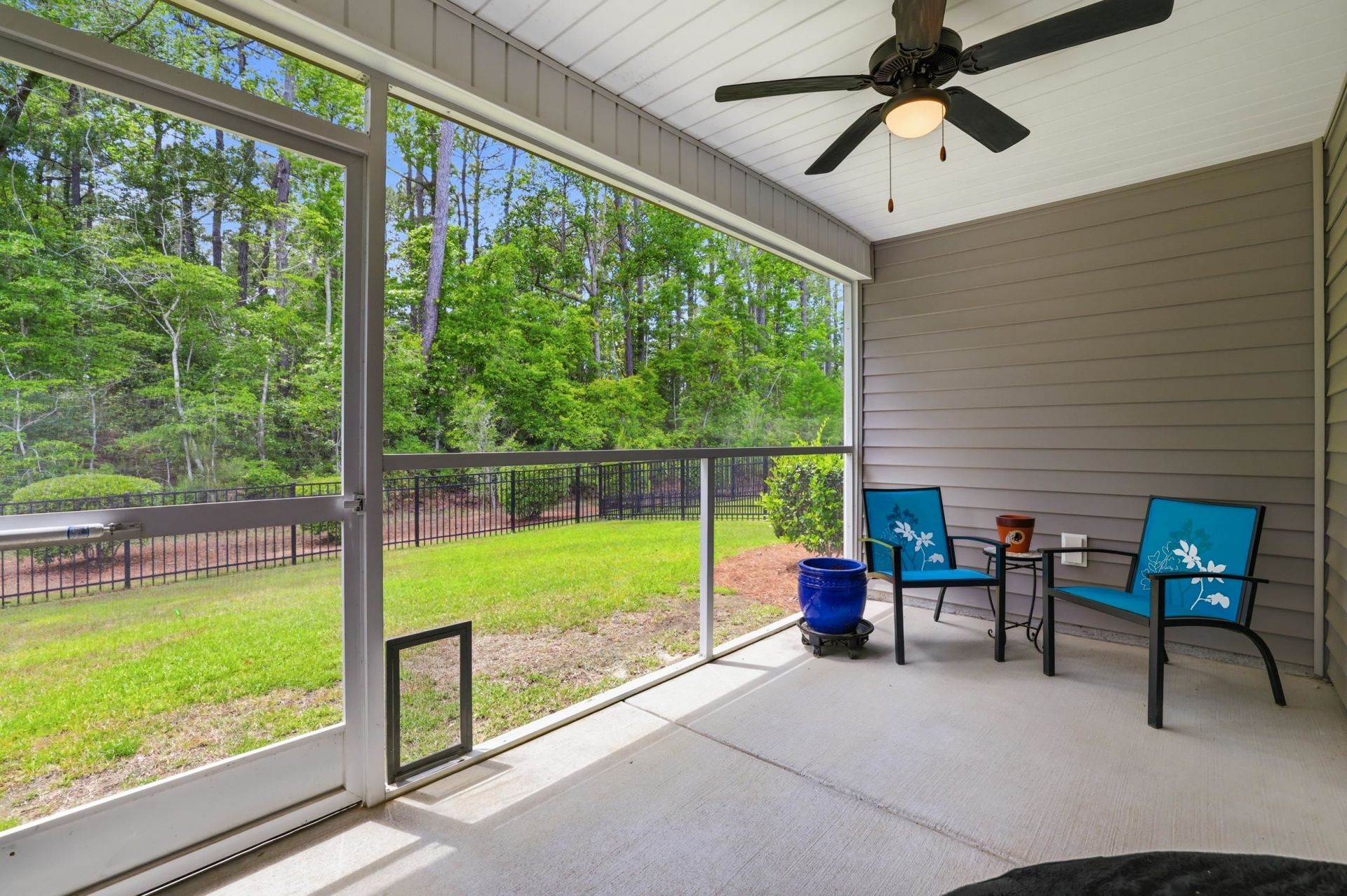1412 Jardine Loop Photo 23