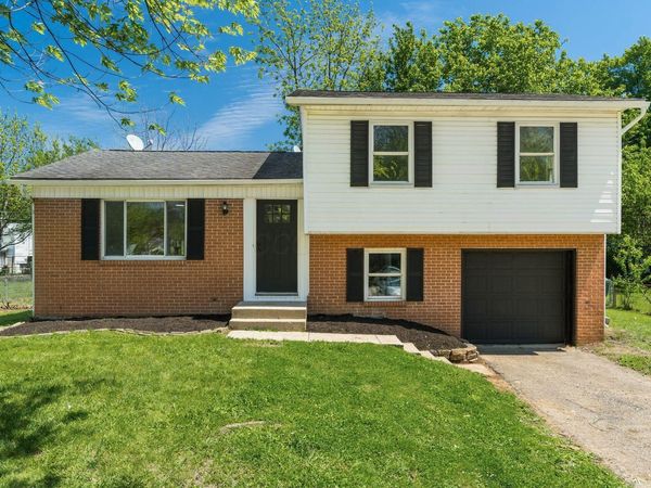 3180 Fairwood Avenue , Columbus, OH 43207
