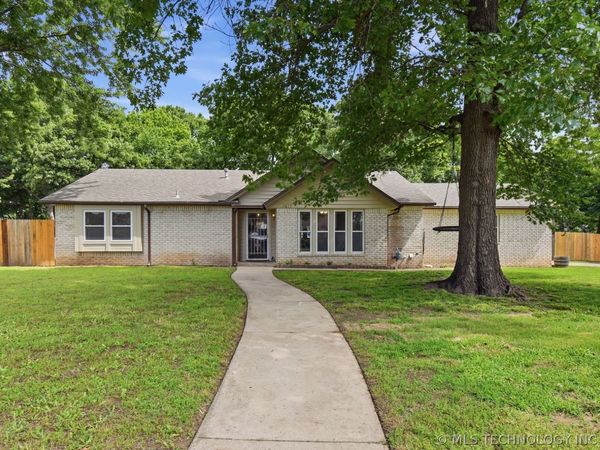 3637 E 143rd Street S, Bixby, OK 74008