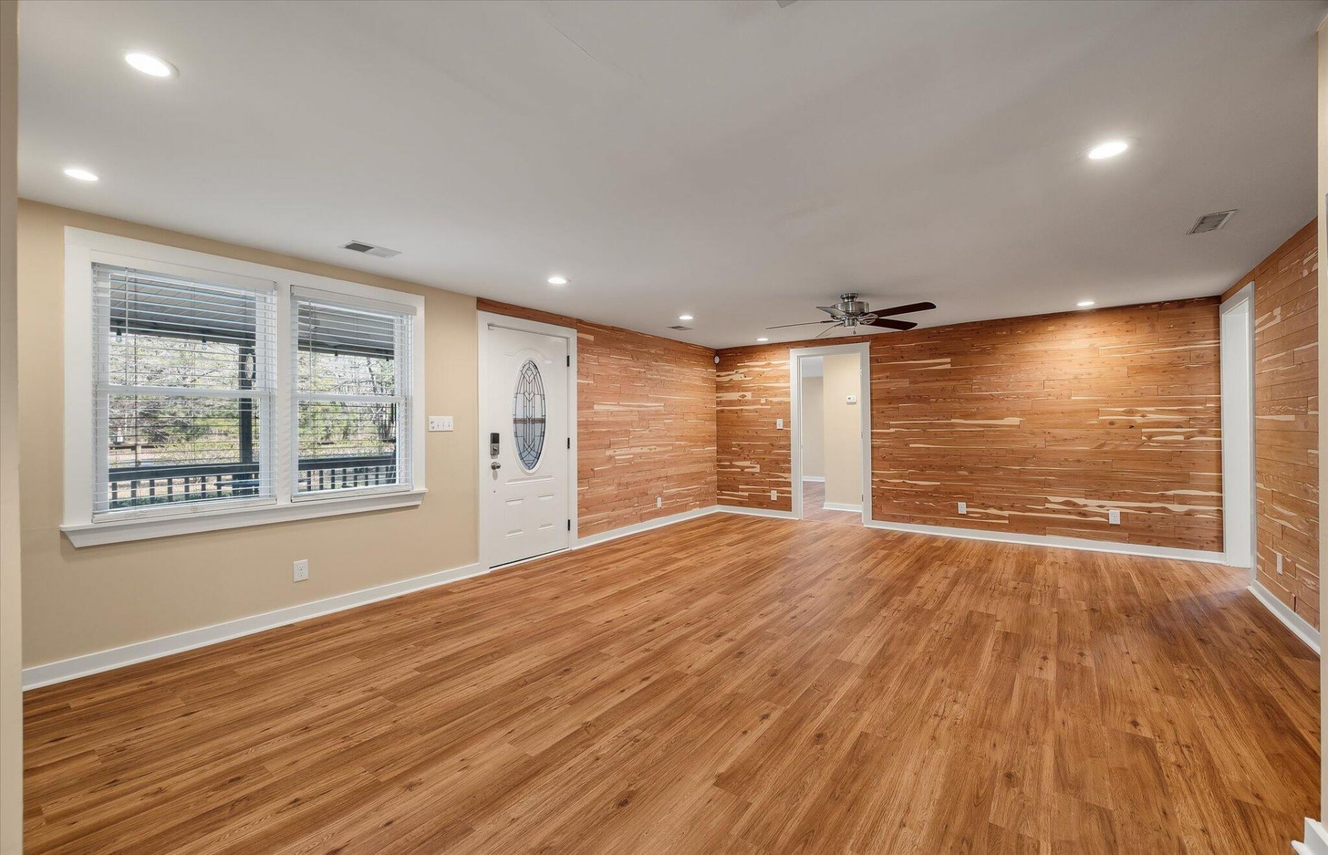 7967 Highway 162 Photo 10