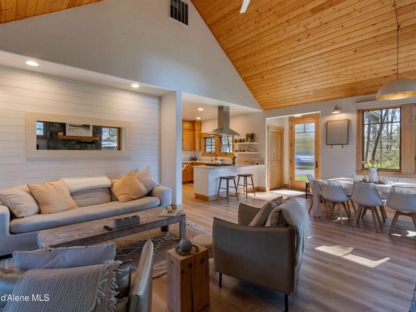 502 Hornby PL , Dover, ID 83825