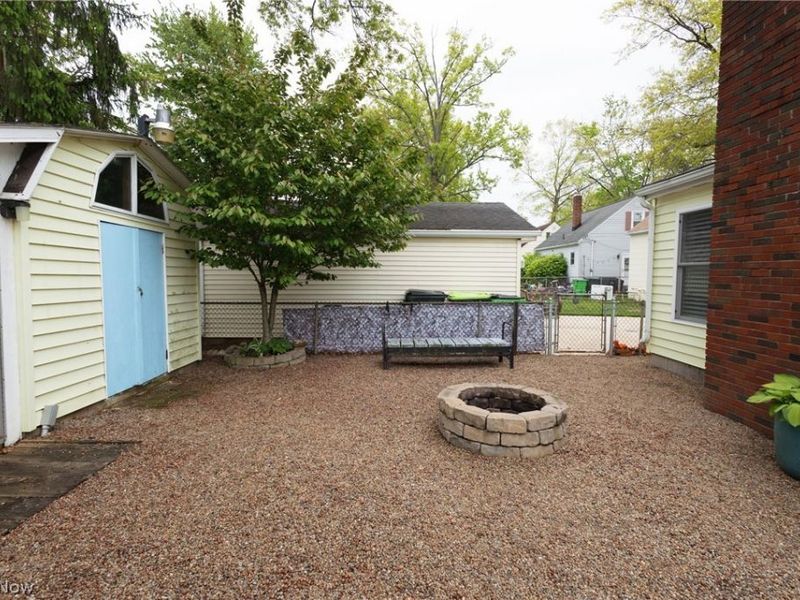 241 Inwood Boulevard , Avon Lake, OH 44012 Photo 7