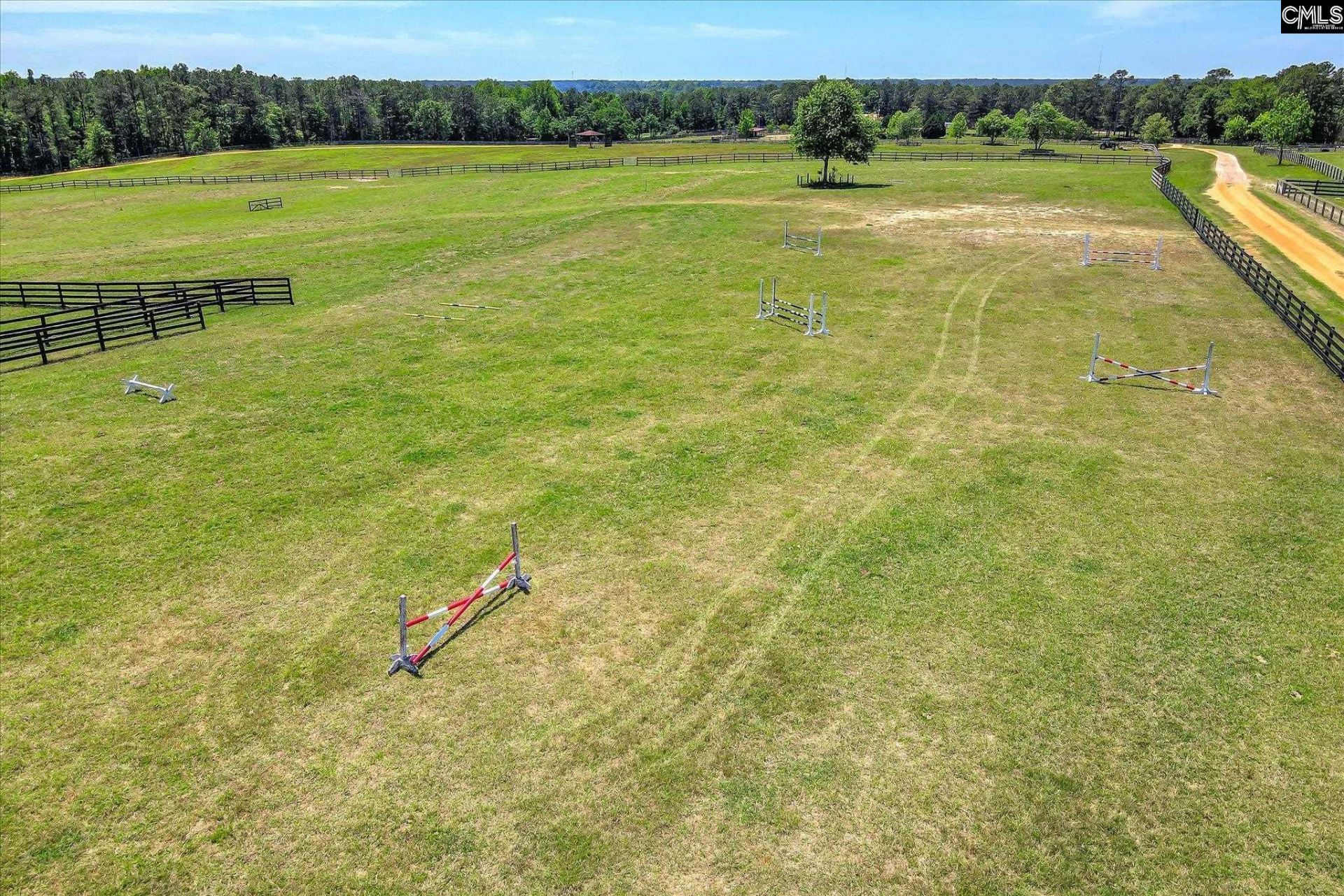 929 Airport Road  Photo 31