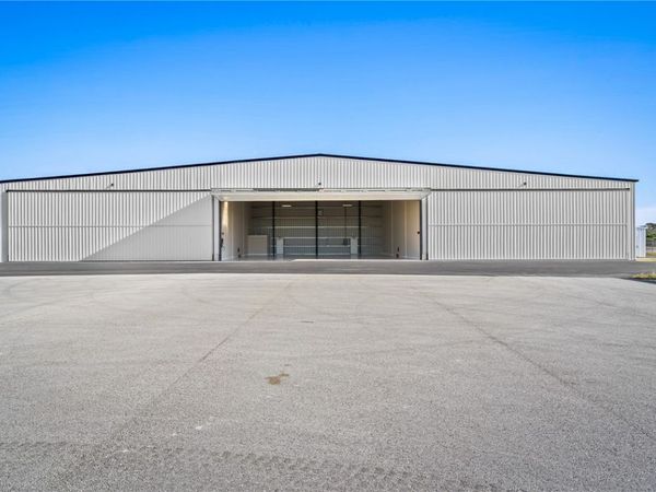 2590 Airport North Drive, Unit 3, Vero Beach, FL 32960