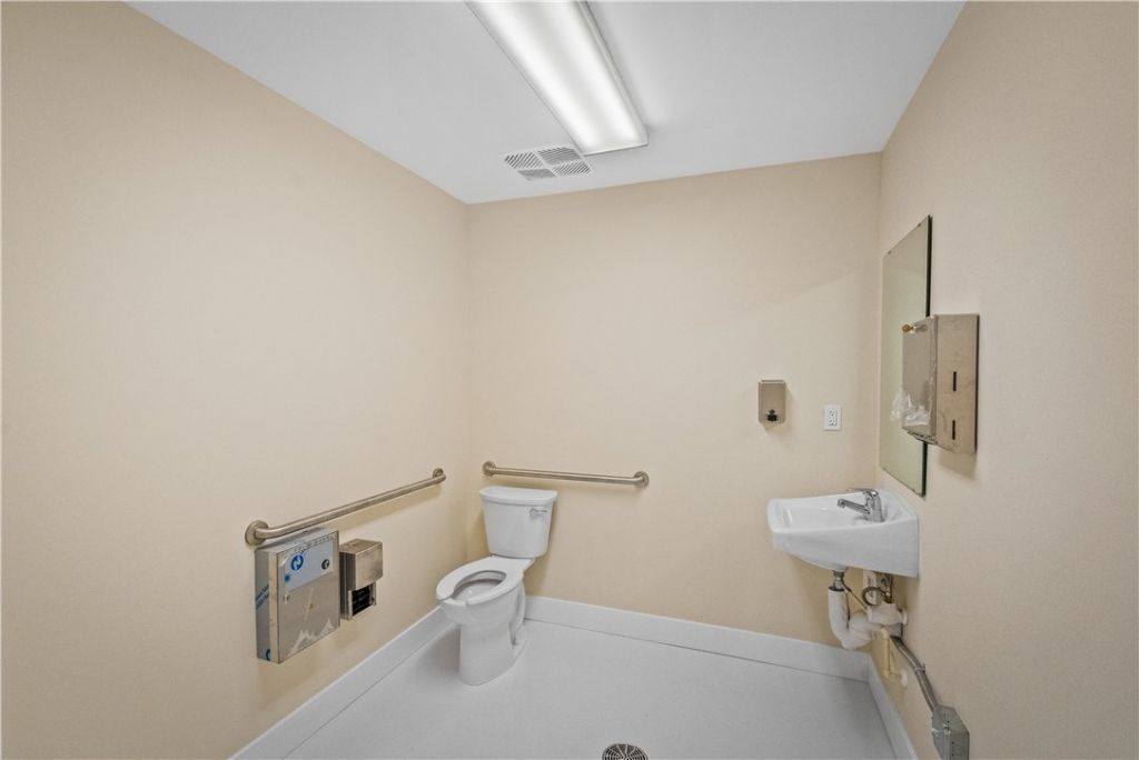 2590 Airport North Drive, Unit 3, Vero Beach, FL 32960 Photo